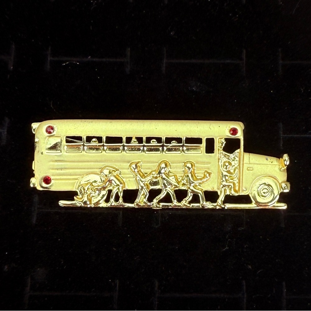 Vintage Goldtone School Bus Brooch with Red Accents - Picture 3 of 6